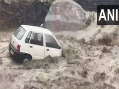
      
       583 roads blocked in Himachal Pradesh
      
      