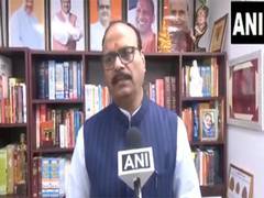 
      
      "UP government in touch with Uttarakhand for rescue of...
      
      