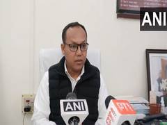 
      
      Manipur Congress chief welcomes decision on 'free movement'
      
      