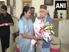 
      
      Delhi CM Rekha Gupta meets veteran BJP leader Murli Manohar Joshi
      
      