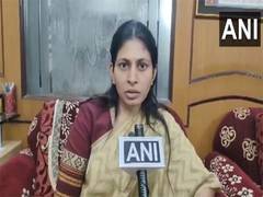 
      
      Union MoS Raksha Khadse approaches police after daughter harassed
      
      