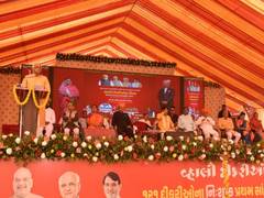 
      
      CM Bhupendra Patel extends best wishes to 122 newlywed couples 
      
      