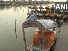 
      
      Srinagar receives a fresh spell of rain; tourists enjoying
      
      