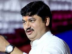 
      
      Maharashtra Minister Dhanjanjay Munde resigns, cites health reason
      
      