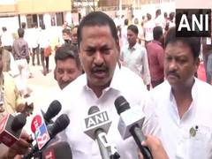 
      
      Opposition targets Maharashtra govt following Dhananjay Munde's r
      
      