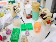 
      
      India poised to become the global chemicals supply hub: McKinsey
      
      