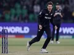 
      
      NZ skipper Santner 