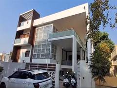 
      
      Karnataka Lokayukta raids residences, offices in DA case probe
      
      