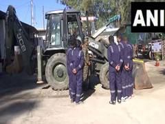 
      
      Army trains youth in Rajouri
      
      