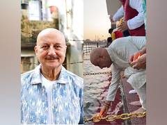 
      
      Anupam Kher offers prayers at Ganga Ghat
      
      