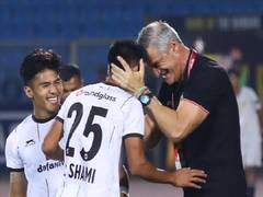 
      
      Singamayum Shami becomes youngest scorer in ISL history 
      
      