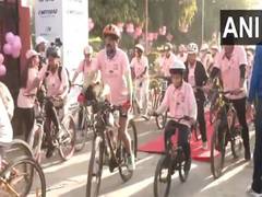 
      
      Fit India Pink Cyclothon season 2 flagged off in Delhi 
      
      