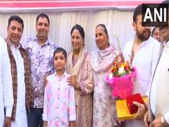 
      
      Delhi CM Rekha Gupta holds ‘Jan Milan Samaroh’ at her residence 
      
      