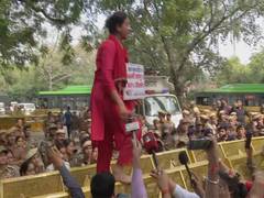 
      
      Mahila Congress protest for 33% women reservation in Lok Sabha 
      
      