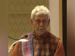
      
      J-K LG Manoj Sinha urges holistic education reform
      
      