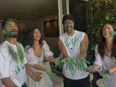 
    Katrina Kaif, Vicky Kaushal send Holi wishes
    