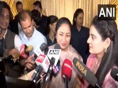 
      
      CM Rekha Gupta at Iftar party
      
      