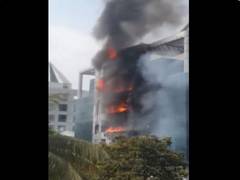 
      
      Maharashtra: Fire breaks out at commercial building in Pune 
      
      