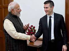 
      
      Podcaster Lex Fridman fasted 45 hrs for PM Modi interview
      
      
