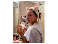 
    Sonakshi Sinha gets pranked by Zaheer Iqbal in latest video
    