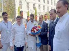 
      
      Telangana Finance Minister offers prayers at his residence
      
      