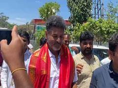 
      
      Prabhu Deva visits Tirumala Temple
      
      