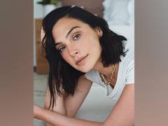
      
      Gal Gadot honoured with Hollywood Walk of Fame star
      
      