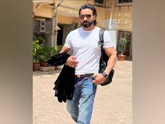 
      
      Mukesh Gupta Shines in Latest Telugu Thriller Paderu 12th Mile
      
      
