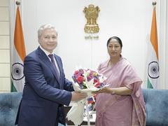 
      
      CM Rekha Gupta, Moscow Minister Meet
      
      
