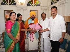 
      
      DMK delegation meets Punjab CM over proposed delimitation 
      
      