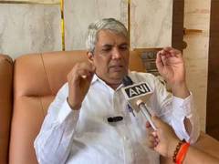 
      
      Satish Salian's lawyer levels allegations against Aaditya
      
      