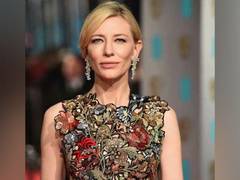 
      
      Cate Blanchett suggests awards shows should be private
      
      