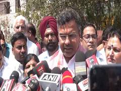 
      
      Delhi PWD Minister Parvesh Verma suspends XEN
      
      