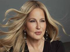 
      
      Jennifer Coolidge speaks on her career, dating at 63 
      
      