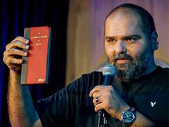 
      
      Mumbai police reject Kunal Kamra's appeal for extension in case
      
      