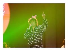 
      
      Sonu Nigam denies stones thrown at him during college event
      
      