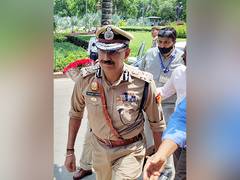 
      
      Delhi Police Commissioner emphasizes need to strengthen self-defe
      
      