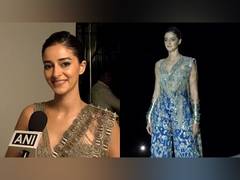 
    Ananya Panday in a powerful metallic look at LFW
    