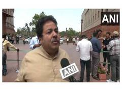 
      
      Rahul Gandhi wasn't even given the right to respond:Rajeev Shukla
      
      