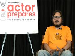 
      
      Amit Joshi during interactive session at Anupam's institute
      
      