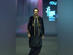 
    Prosenjit Chatterjee look impresses fans at Lakme Fashion
    