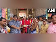 
      
       CM Devendra Fadnavis offers prayers at Jagannath Temple
      
      