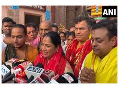 
      
      Delhi CM Rekha Gupta offers prayers at Jagannath Temple 
      
      