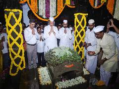 
      
      Dy CM Ajit Pawar pays tribute to Sambhaji Maharaj
      
      