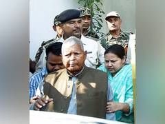 
      
      IRCTC Case: Lalu Prasad Yadav argues no evidence to frame charges
      
      