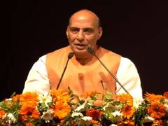 
      
      Defence Minister Rajnath Singh extends greetings on Gudi Padwa
      
      