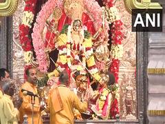 
      
      Morning Aarti offered at Delhi's Shri Aadya Katyayani Shaktipith
      
      