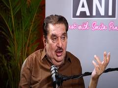 
      
      Raza Murad recalls getting bitten by a girl on his nose 
      
      