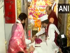 
      
      Haryana CM Nayab Saini offer prayers at Mata Mansa Devi Temple 
      
      