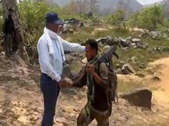 
      
      DIG South Bastar congratulates security forces 
      
      